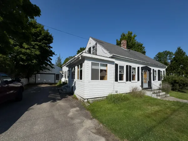 $145,000 | 18 Bruce Street, Machias, ME 04654