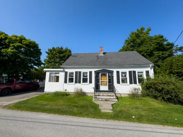 $145,000 | 18 Bruce Street, Machias, ME 04654