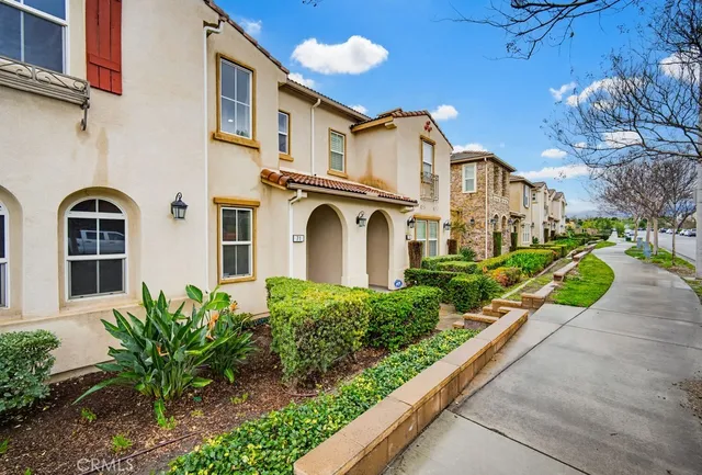 $475,000 | 14975 South Highland Avenue, Unit 71, Fontana, CA 92336