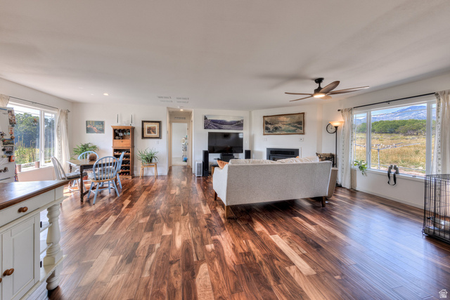 129 Deer Creek Road, Unit 9 La Sal, UT 84530 - Photo 14 of 32