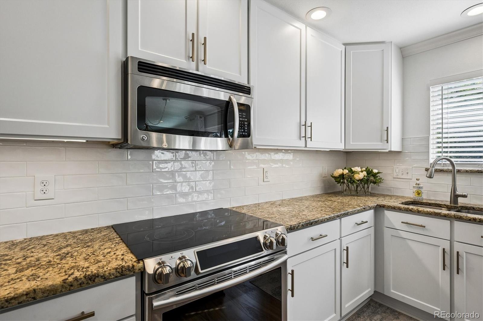 9711 Moss Rose Circle Highlands Ranch, CO 80129 - Photo 20 of 50