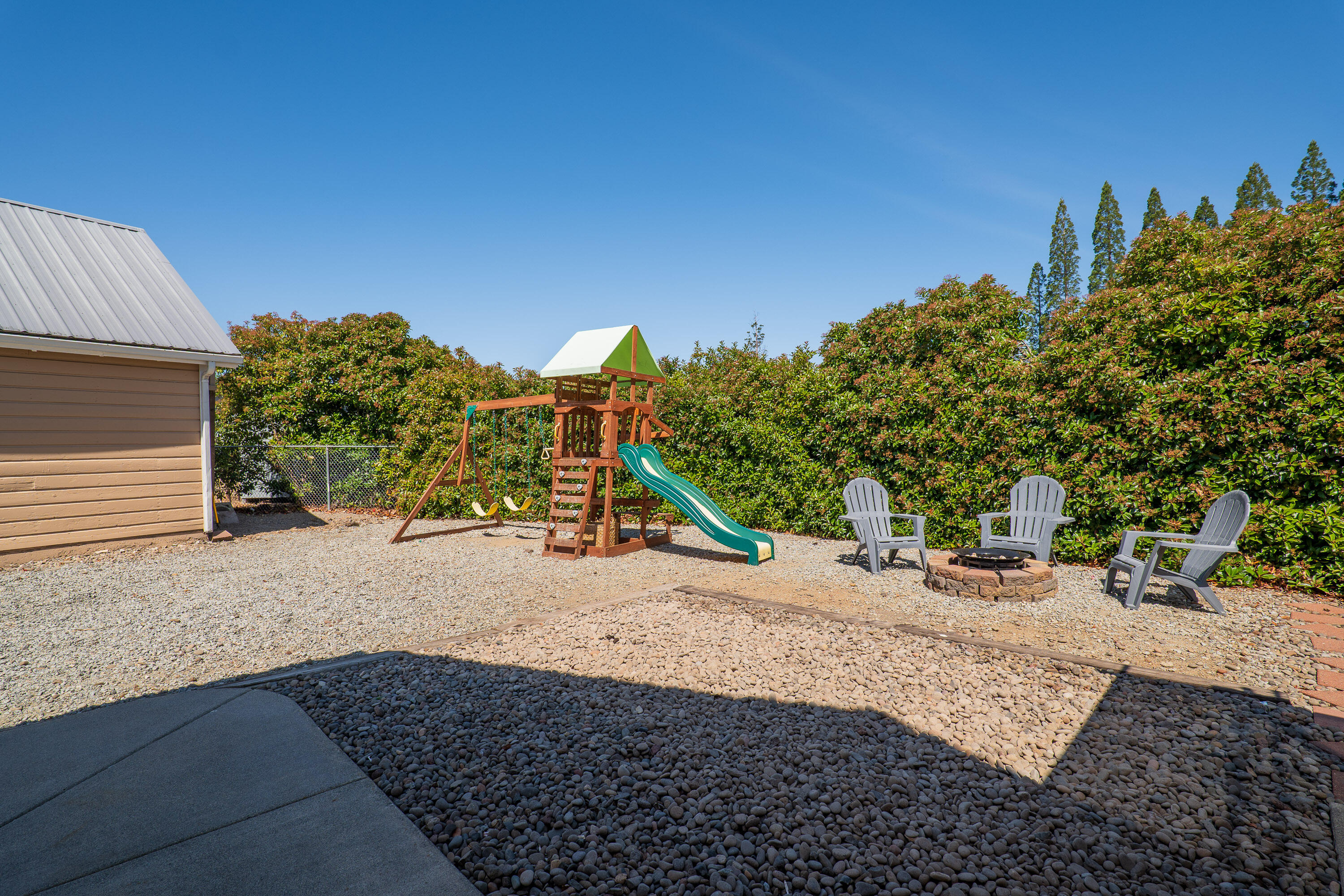 829 Hazel Street Central Point, OR 97502 - Photo 25 of 33 829HazelSt-028