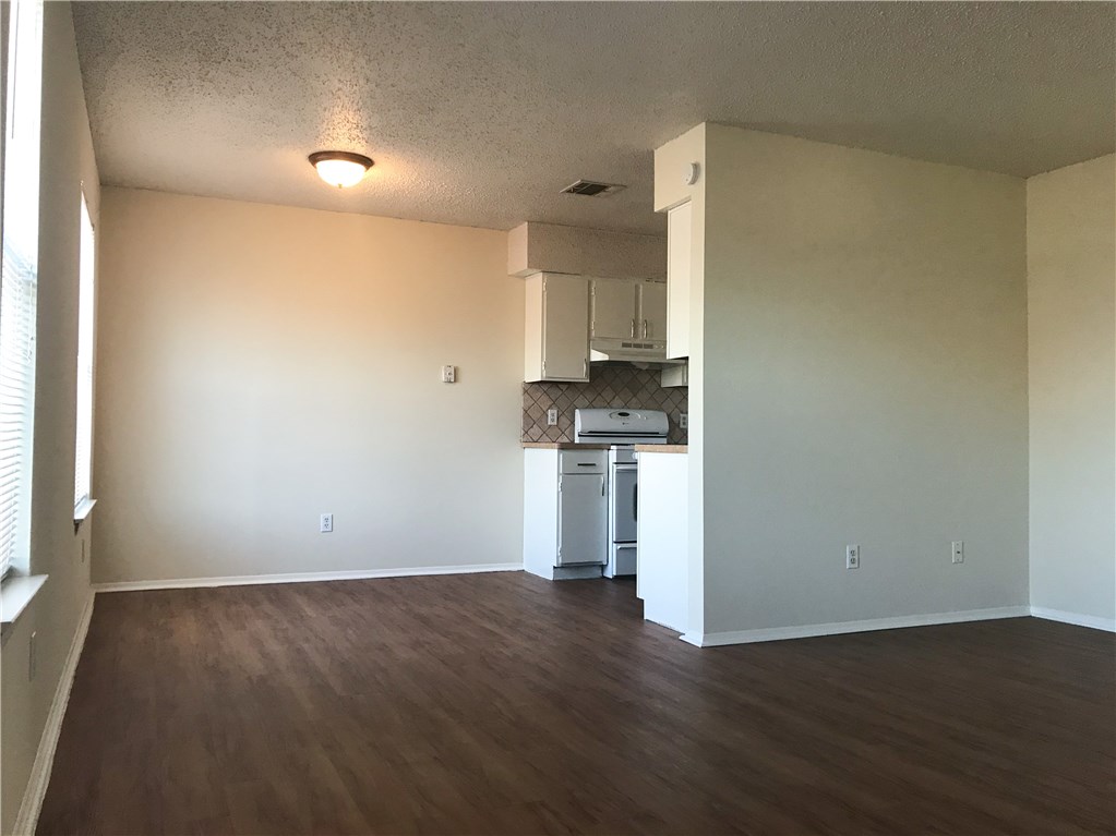 1203 West 49th Street, Unit D Austin, TX 78756 - Photo 2 of 8