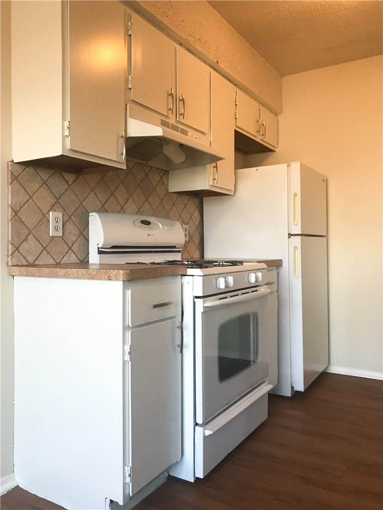 1203 West 49th Street, Unit D Austin, TX 78756 - Photo 5 of 8