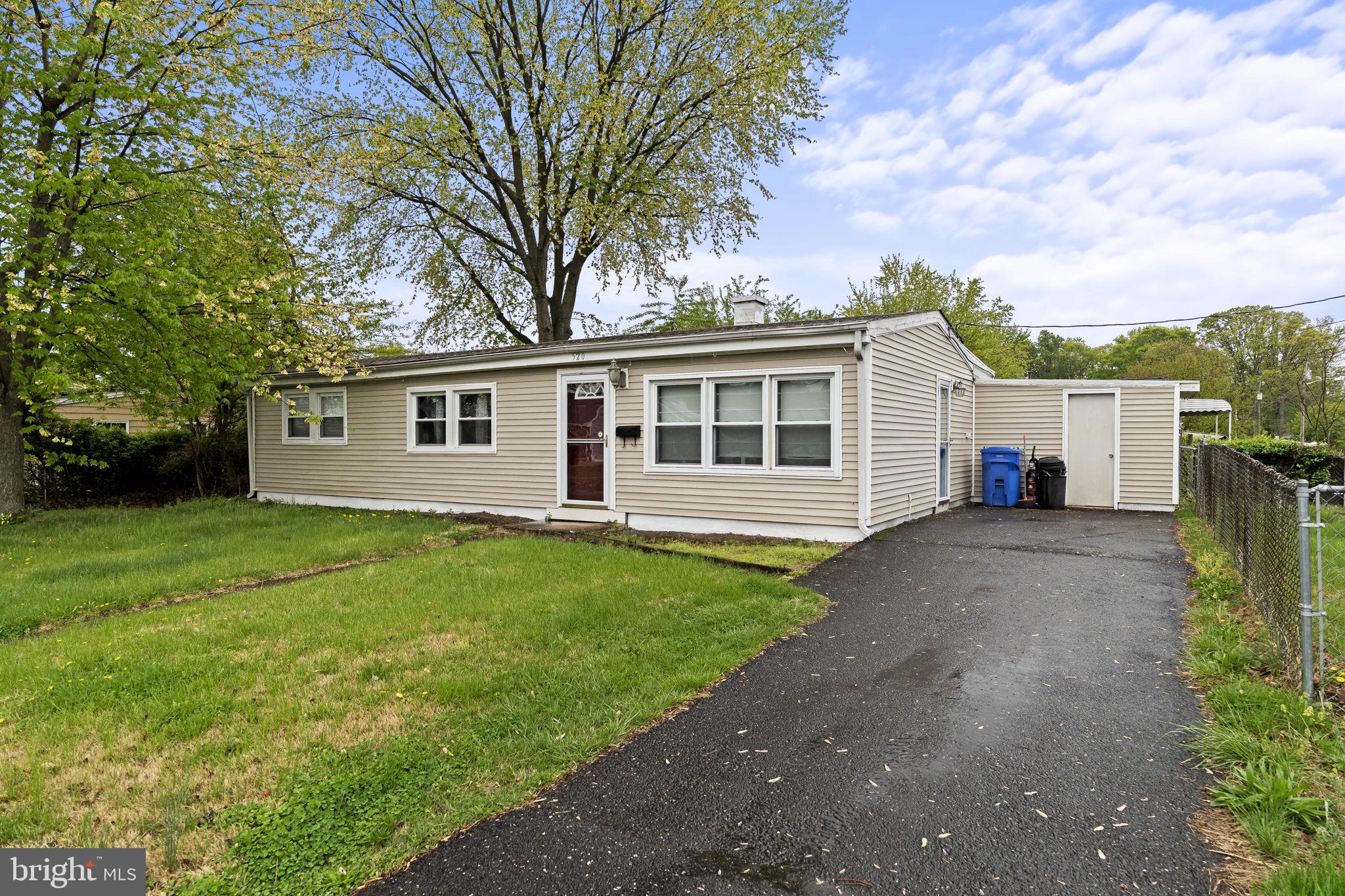 520 South Maple Avenue Maple Shade, NJ 08052 - Photo 2 of 24