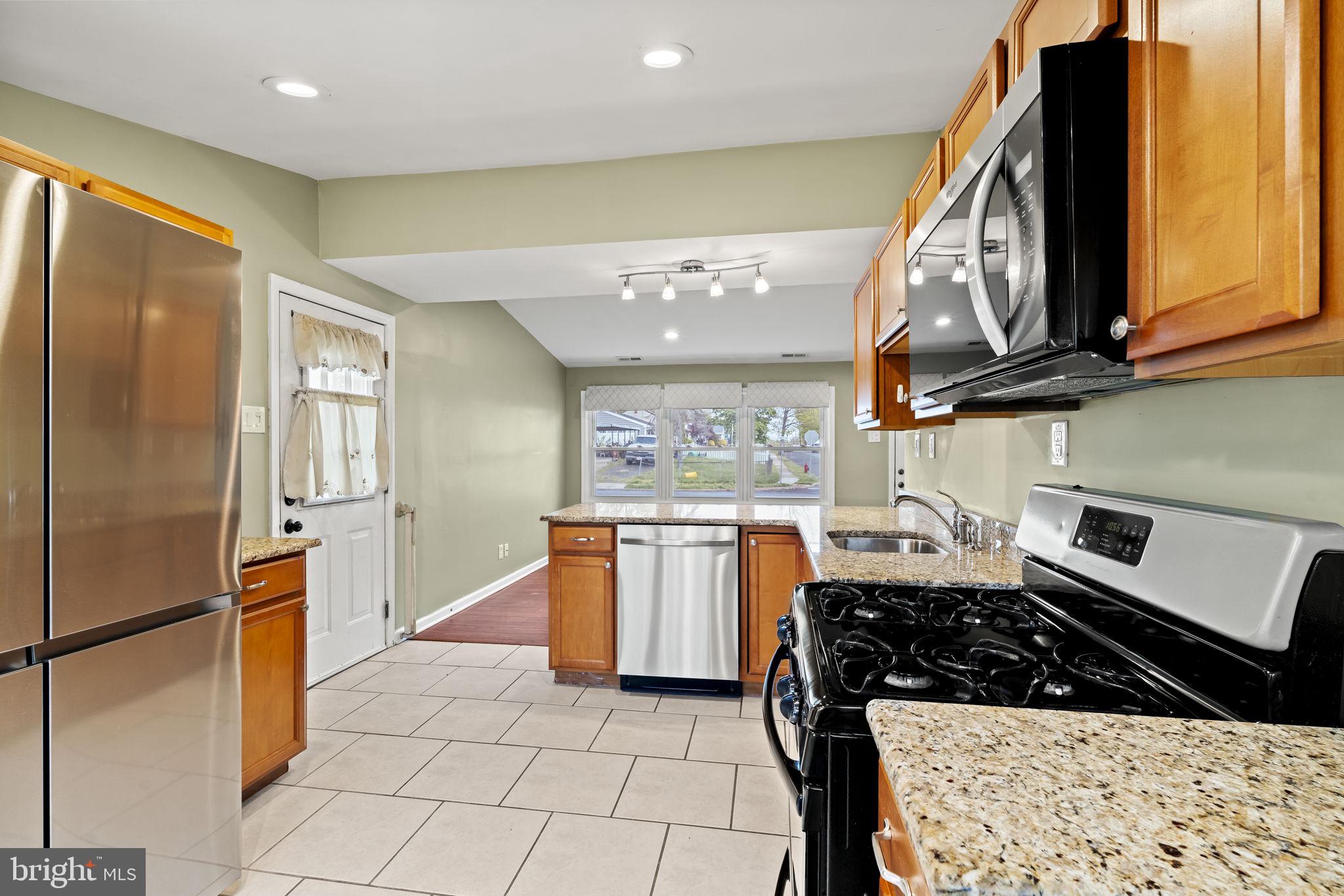 520 South Maple Avenue Maple Shade, NJ 08052 - Photo 10 of 24