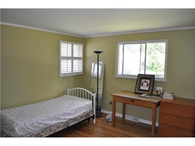 1435 Kingsgate Road Columbus, OH 43221 - Photo 8 of 10