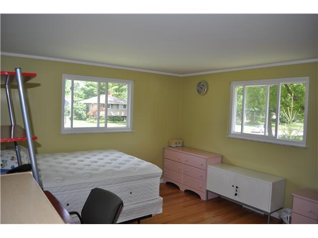 1435 Kingsgate Road Columbus, OH 43221 - Photo 9 of 10