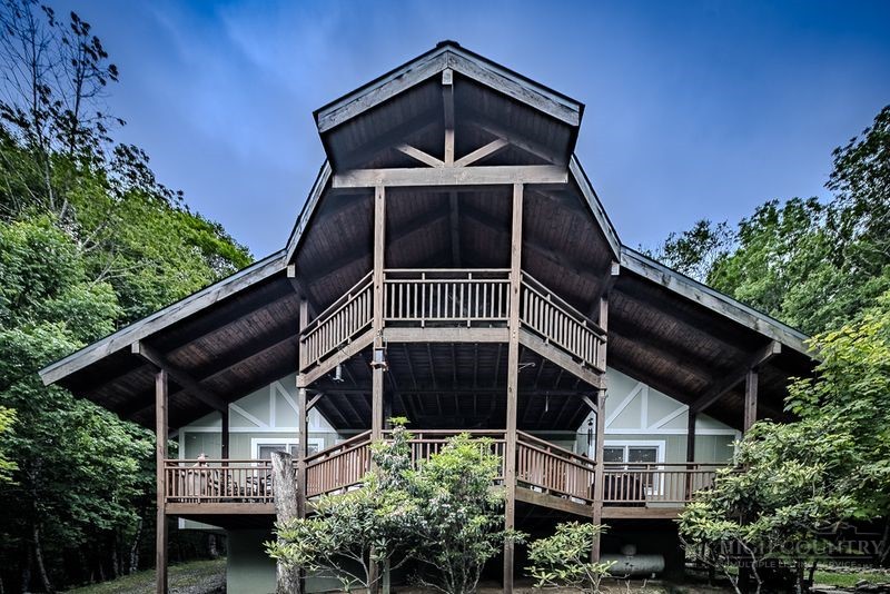 136 Hornbeam Road Beech Mountain, NC 28604 - Photo 2 of 37
