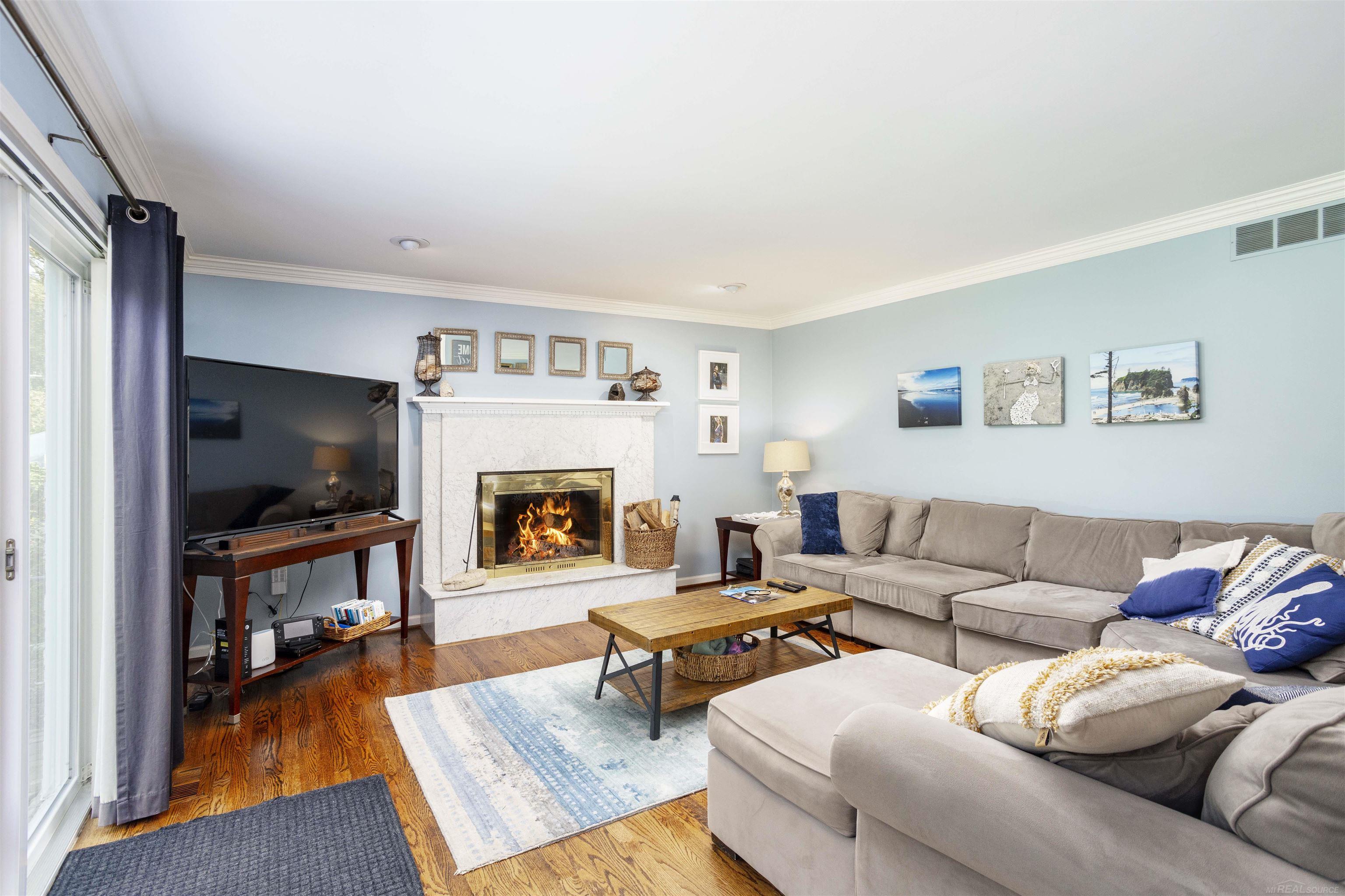 1039 Audubon Road Grosse Pointe, MI 48230 - Photo 17 of 61 50122528-16.JPG