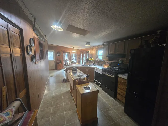 $479,000 | 769 Kosmerick Road, Bronson, MI 49028