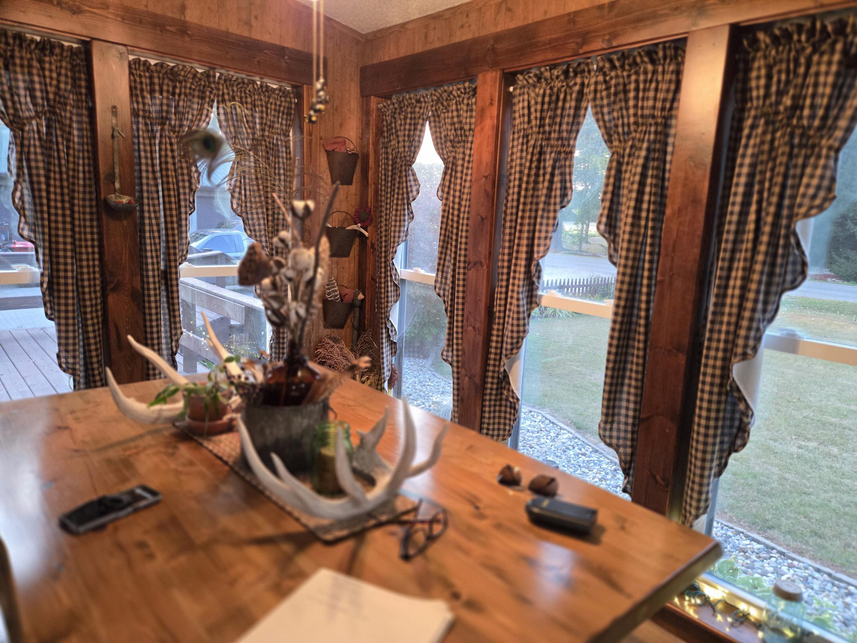 769 Kosmerick Road Bronson, MI 49028 - Photo 27 of 114 eating area