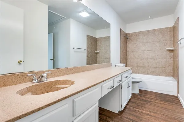 $1,900 | 232 South Pipeline Road West, Unit 234, Euless, TX 76040