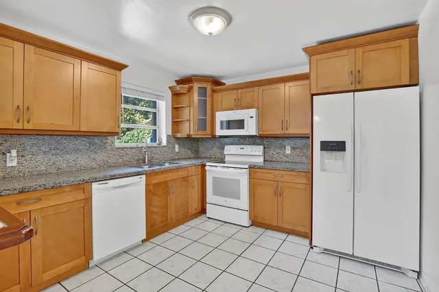 $444,000 | 4631 Southwest 54th Terrace, Davie, FL 33314