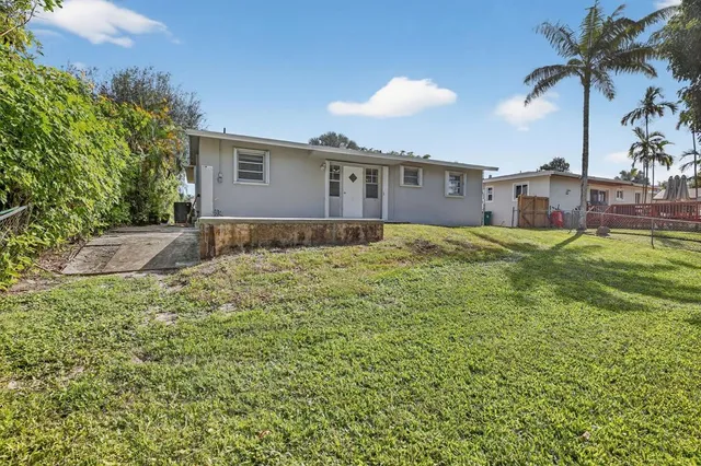 $444,000 | 4631 Southwest 54th Terrace, Davie, FL 33314