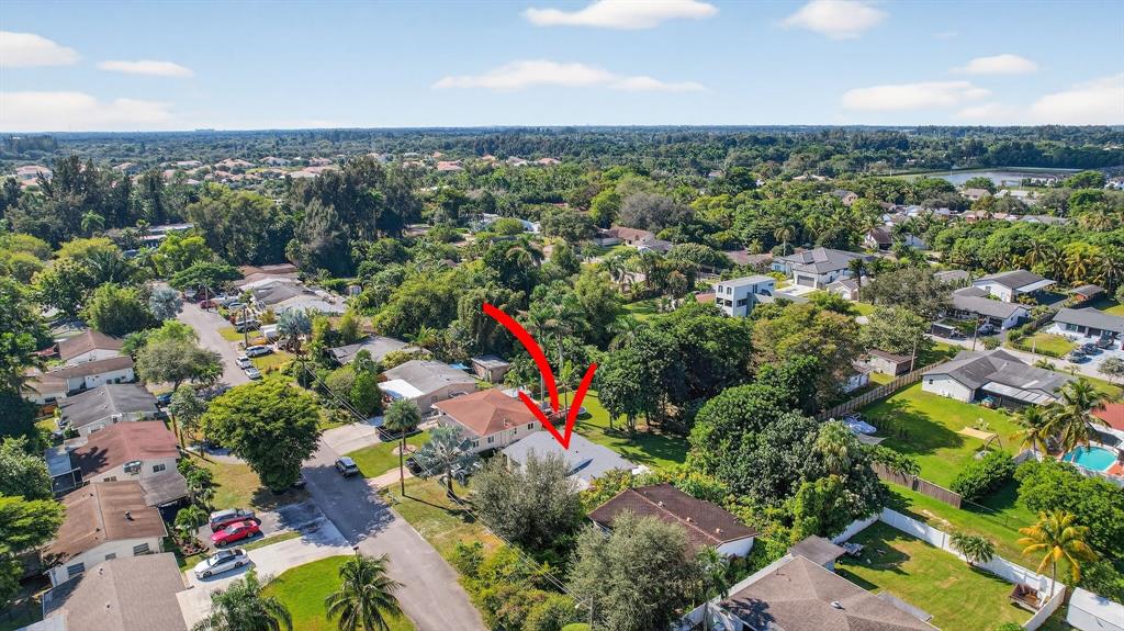 4631 Southwest 54th Terrace Davie, FL 33314 - Photo 42 of 42 a view of a city