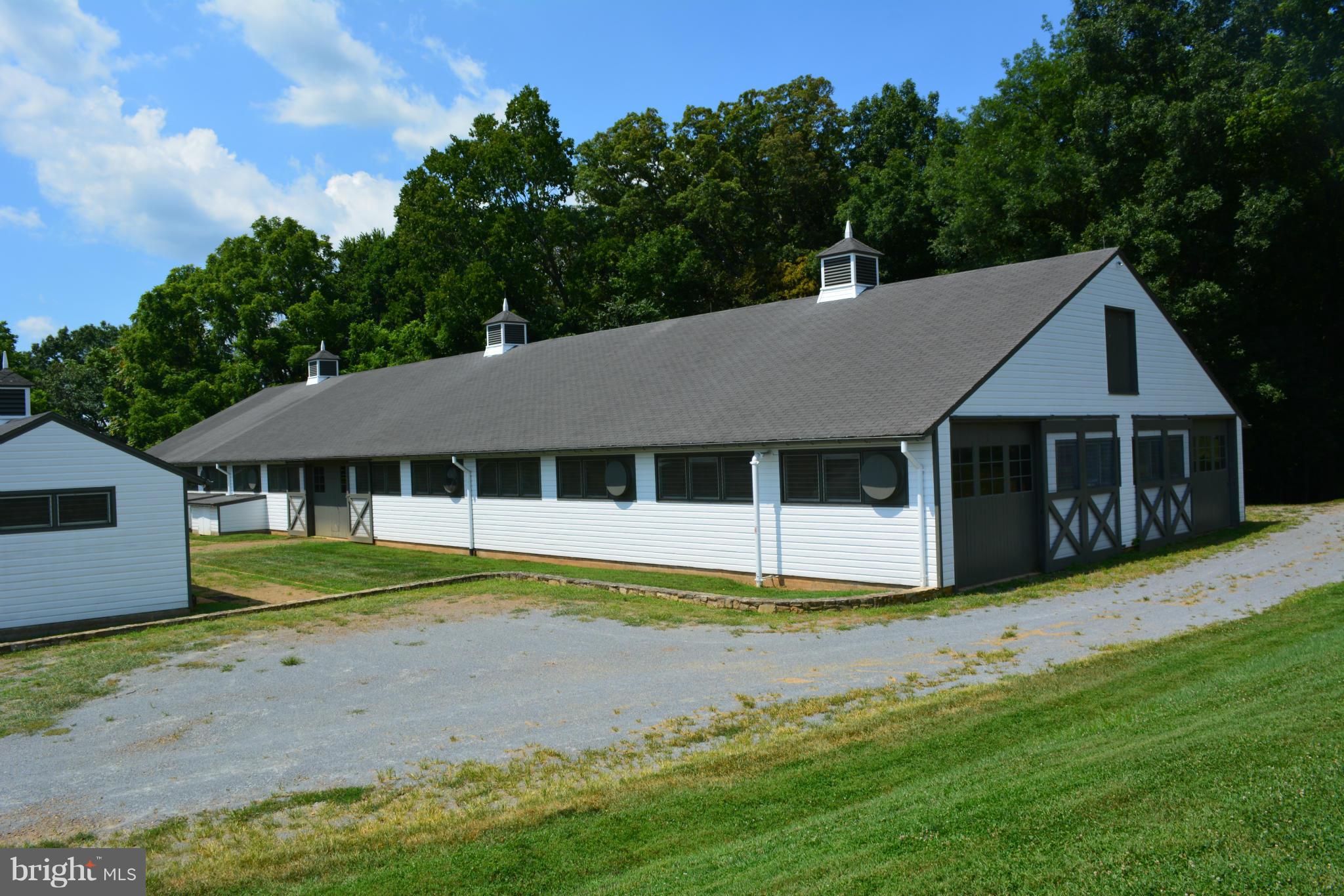 Loughborough Road Upperville, VA 20184 - Photo 7 of 8 Belmont Barn