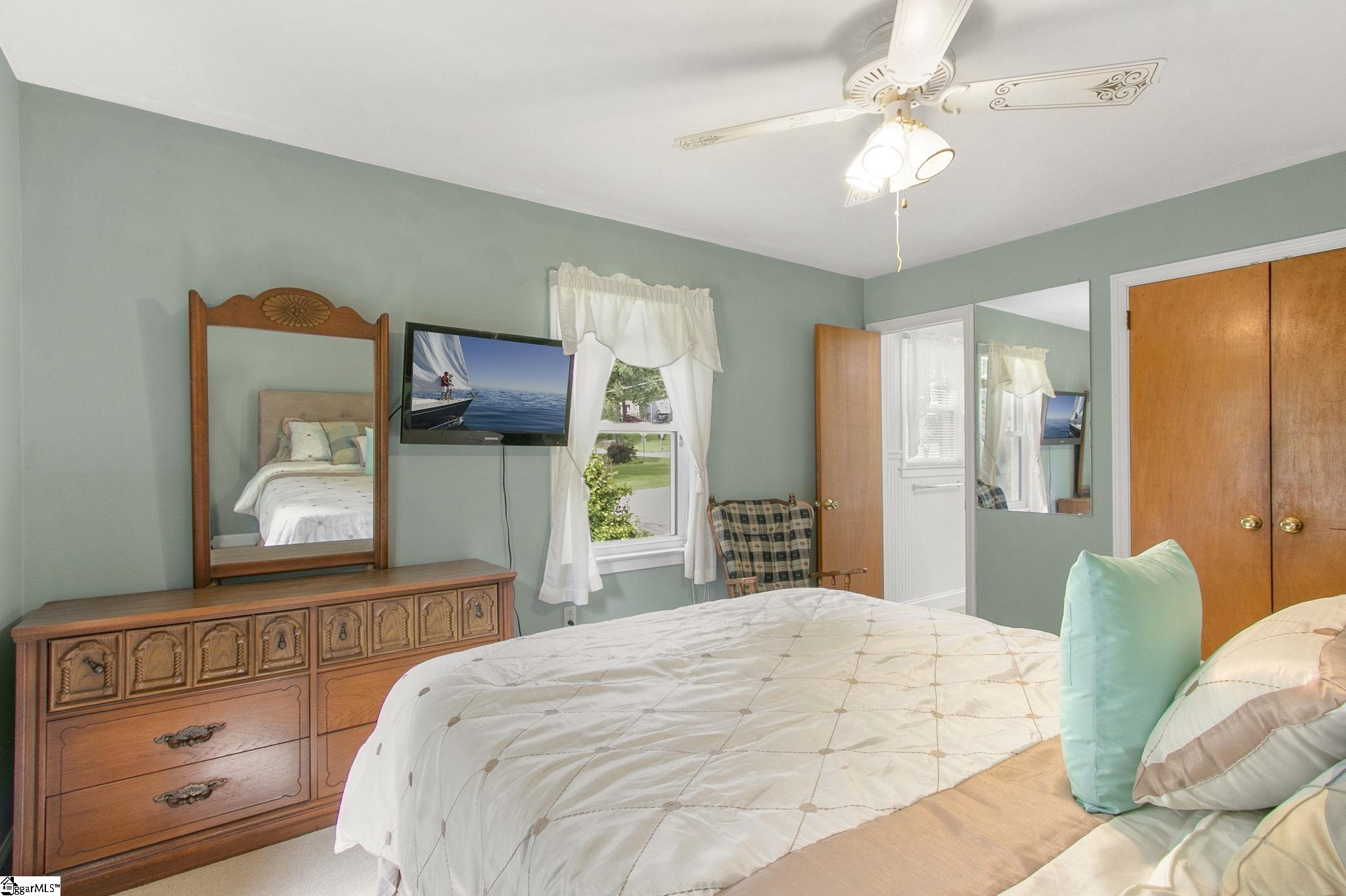 908 Fox Squirrel Ridge Road Pickens, SC 29671 - Photo 21 of 36