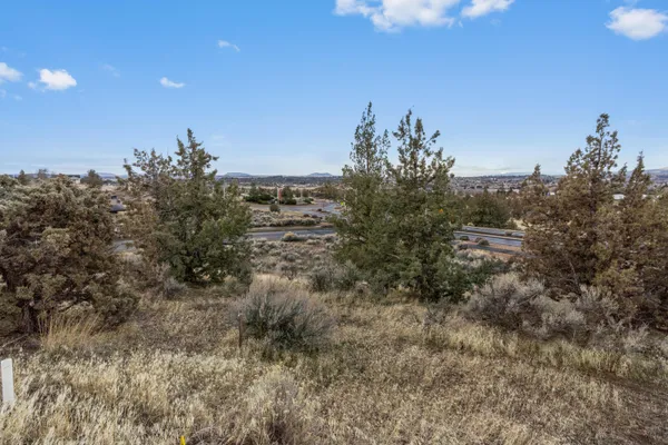$49,900 | Southeast Fescue Lane, Madras, OR 97741