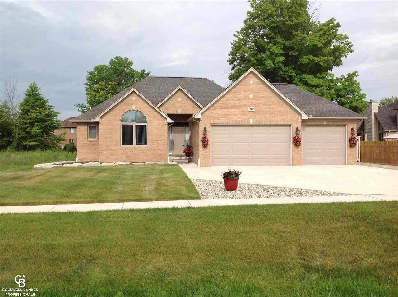 52495 Sass Road New Baltimore, MI 48047 - Photo 1 of 42 50007953.JPG