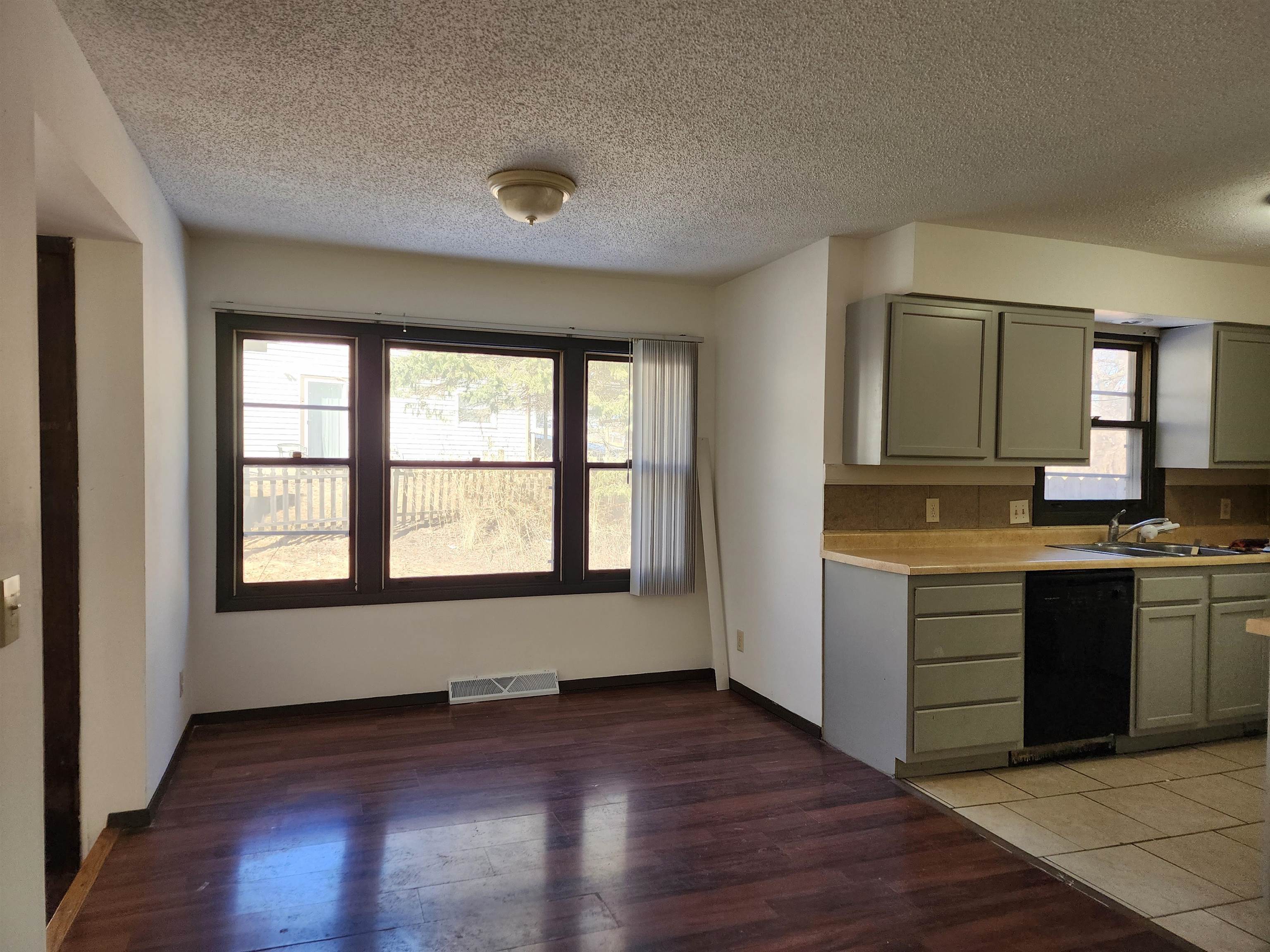 4550 Mccann Road Madison, WI 53714 - Photo 16 of 36