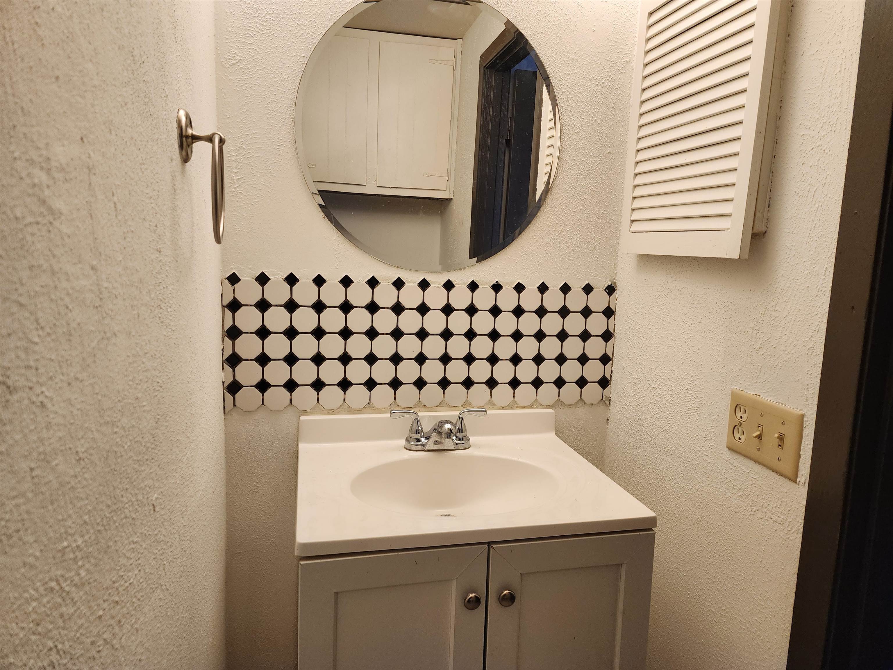 4550 Mccann Road Madison, WI 53714 - Photo 8 of 36