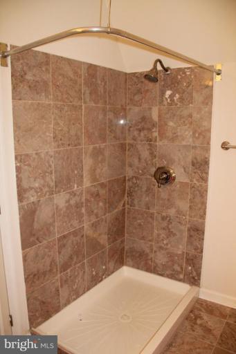8611 Cedar Street Silver Spring, MD 20910 - Photo 25 of 28 Master Bathroom