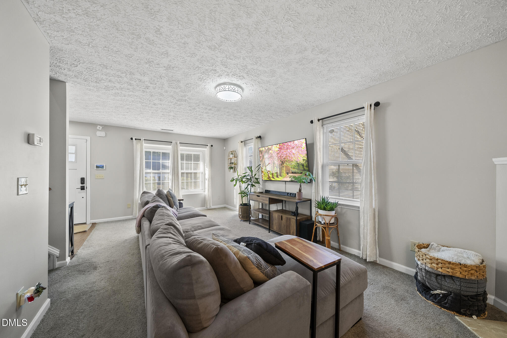 3101 Ebony Court Raleigh, NC 27610 - Photo 5 of 22 DSC09318