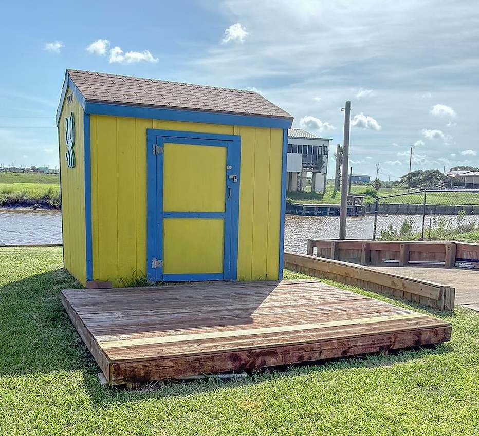 683 Hall Road Sargent, TX 77414 - Photo 4 of 16