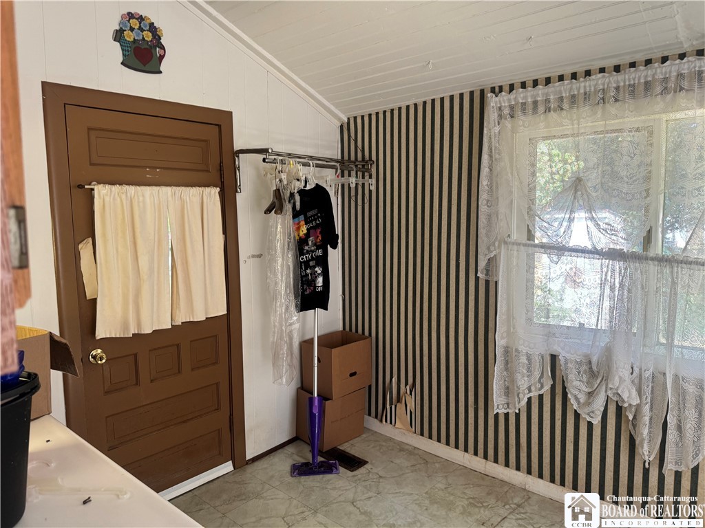 214 Robin Street Dunkirk, NY 14048 - Photo 12 of 25 Laundry Room