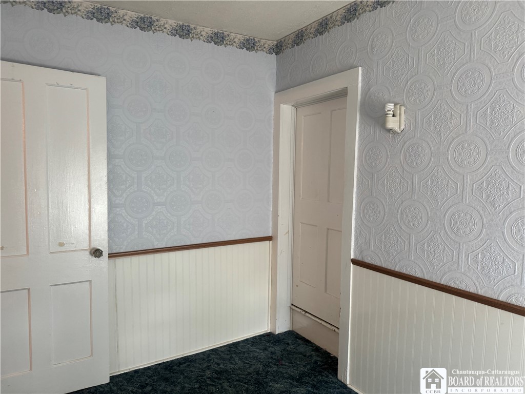 214 Robin Street Dunkirk, NY 14048 - Photo 22 of 25 3rd Bedroom Upper