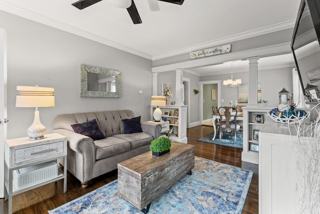 182 Court Road, Unit 1 Winthrop, MA 02152 - Photo 6 of 16 a living room with furniture and a lamp