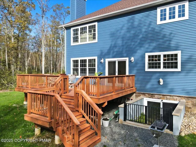 $1,100,000 | 109 Forest Lake Drive, Jim Thorpe, PA 18229