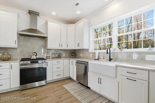 $1,100,000 | 109 Forest Lake Drive, Jim Thorpe, PA 18229