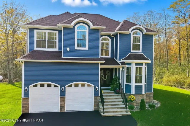 $1,100,000 | 109 Forest Lake Drive, Jim Thorpe, PA 18229