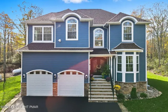 $1,100,000 | 109 Forest Lake Drive, Jim Thorpe, PA 18229