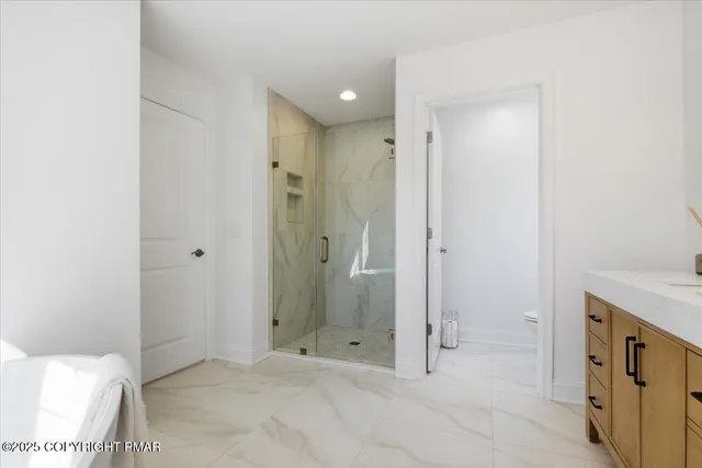 $1,100,000 | 109 Forest Lake Drive, Jim Thorpe, PA 18229