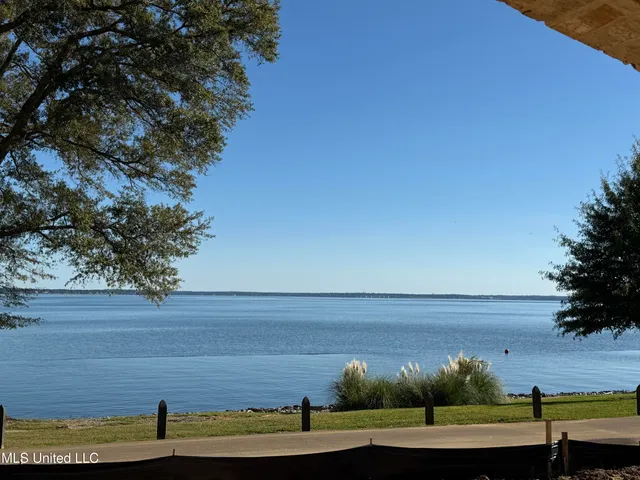 $1,995,000 | 136 Old Trace Road, Madison, MS 39110