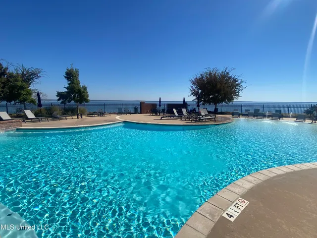 $1,995,000 | 136 Old Trace Road, Madison, MS 39110