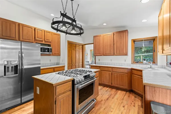 $840,000 | 27882 Bonanza Drive, Evergreen, CO 80439