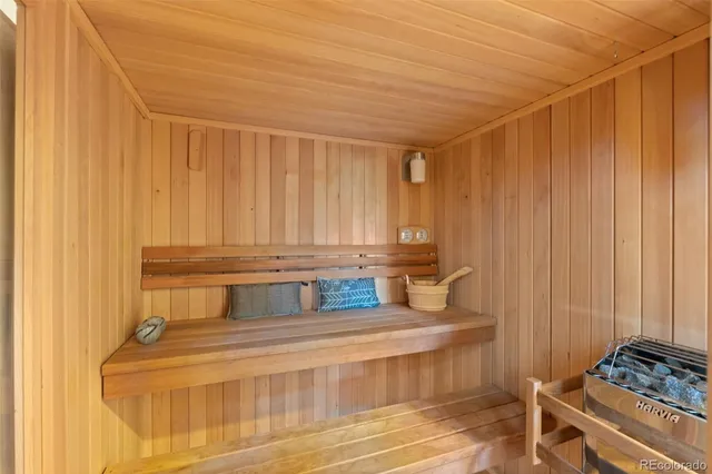 $855,000 | 27882 Bonanza Drive, Evergreen, CO 80439