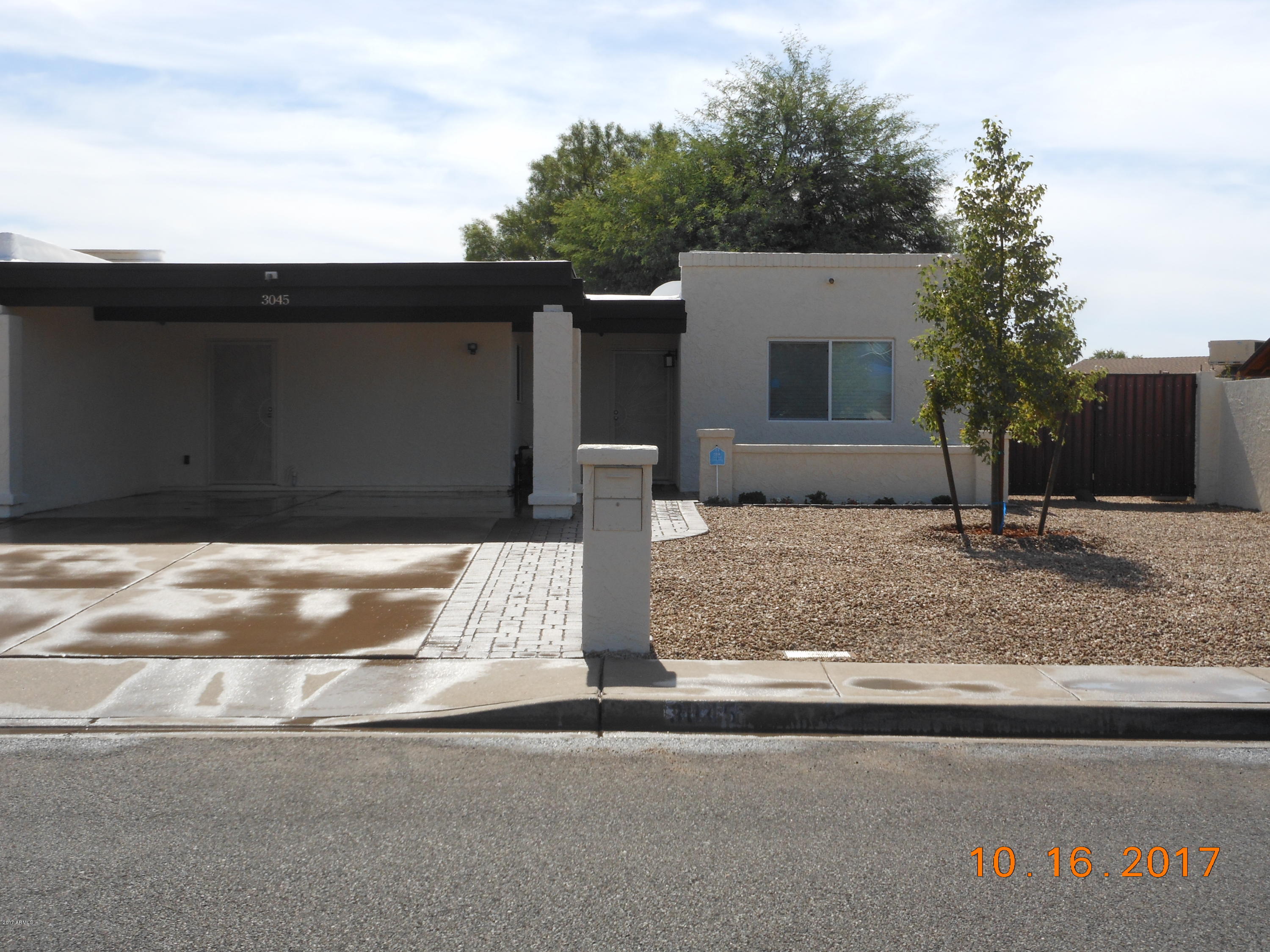 3045 West Hearn Road Phoenix, AZ 85053 - Photo 2 of 31 Front