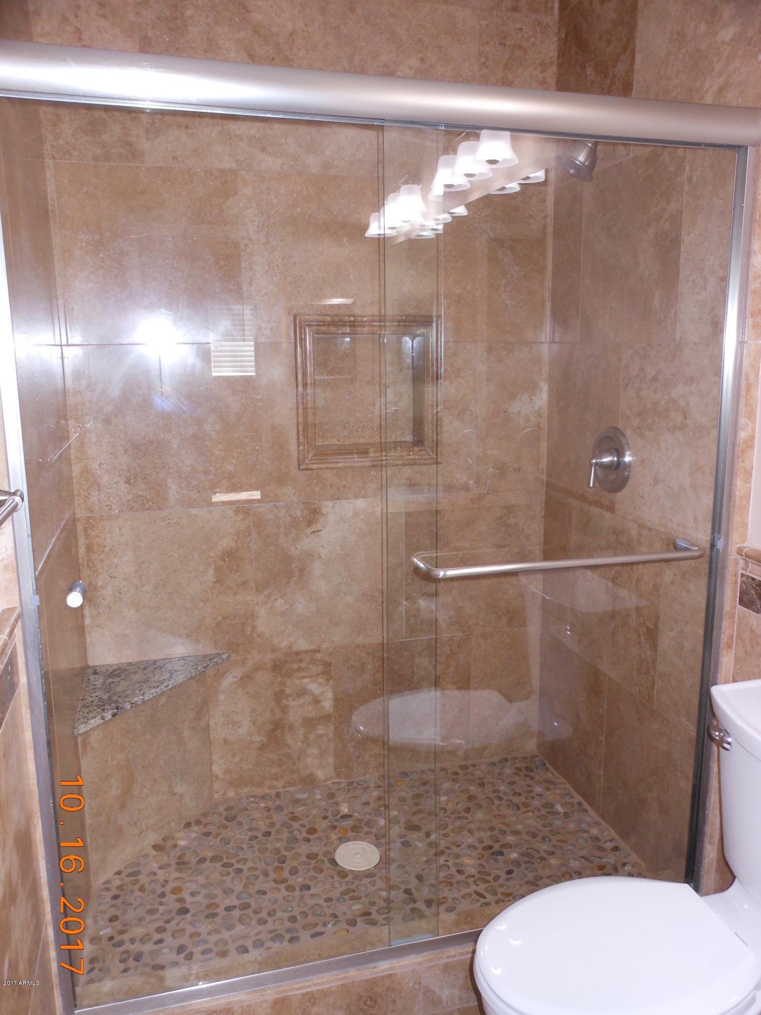 3045 West Hearn Road Phoenix, AZ 85053 - Photo 23 of 31 Master Shower