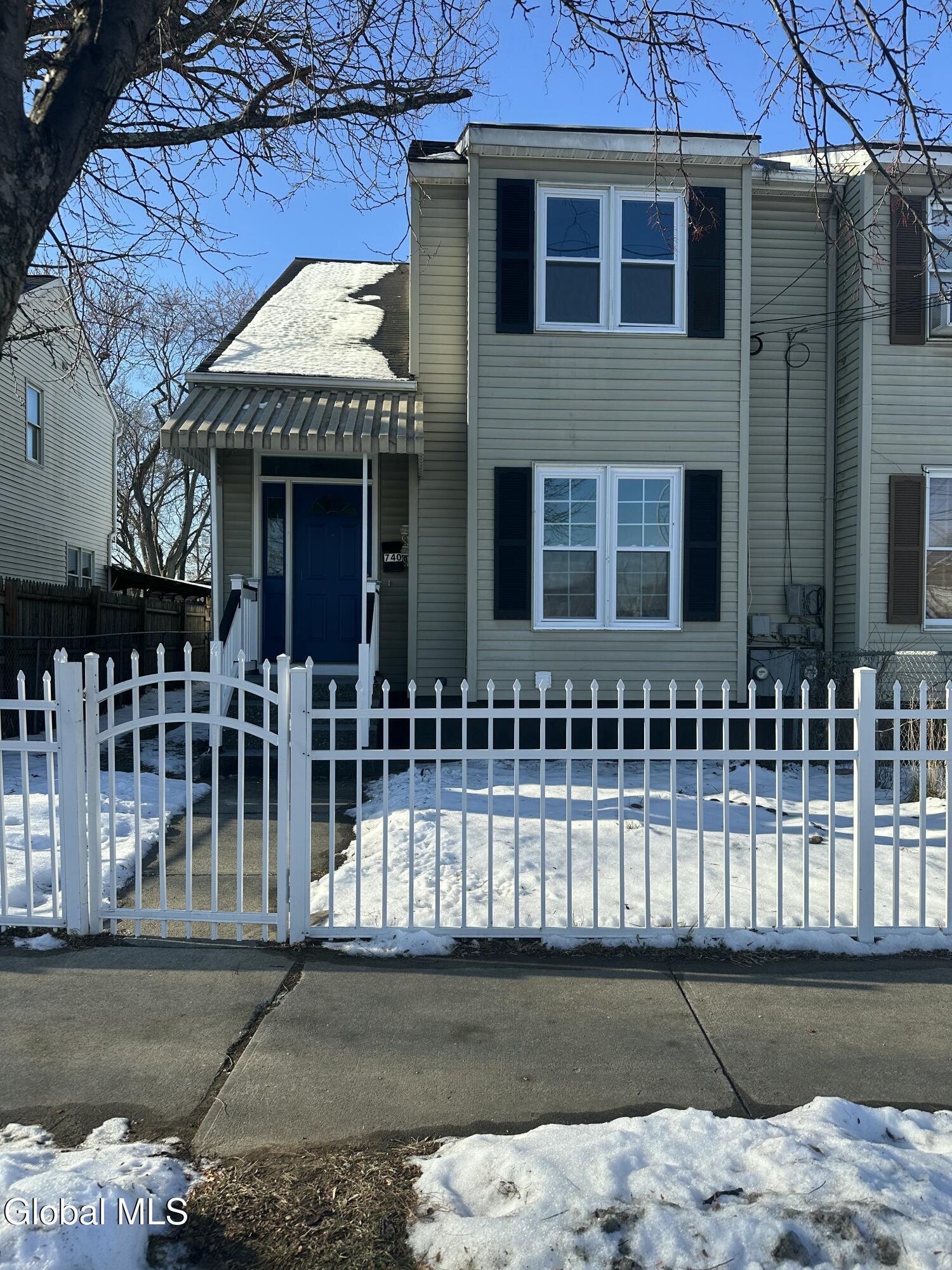 740 Hamilton Street Schenectady, NY 12307 - Photo 2 of 40 IMG_7383