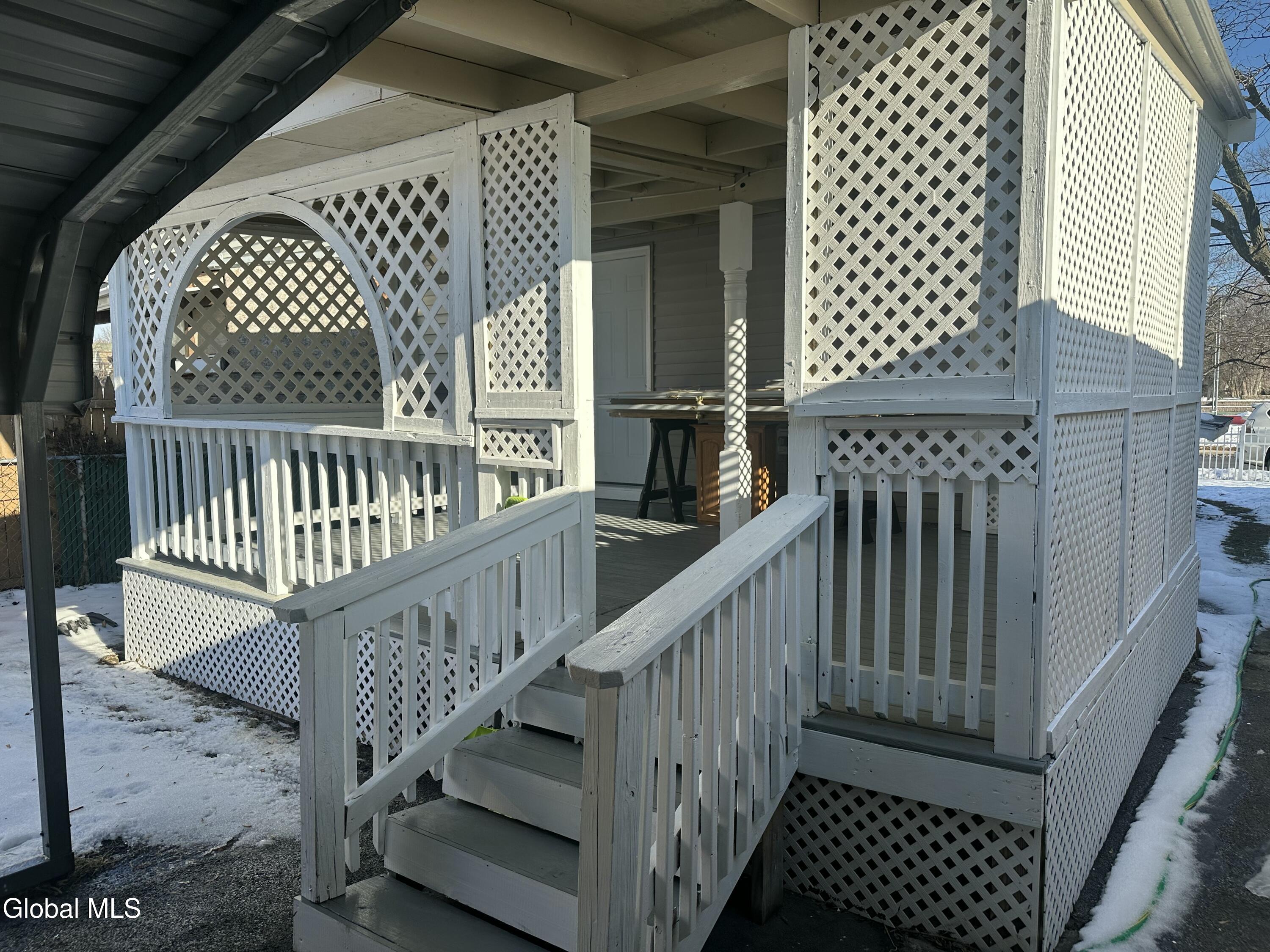 740 Hamilton Street Schenectady, NY 12307 - Photo 36 of 40 IMG_7378