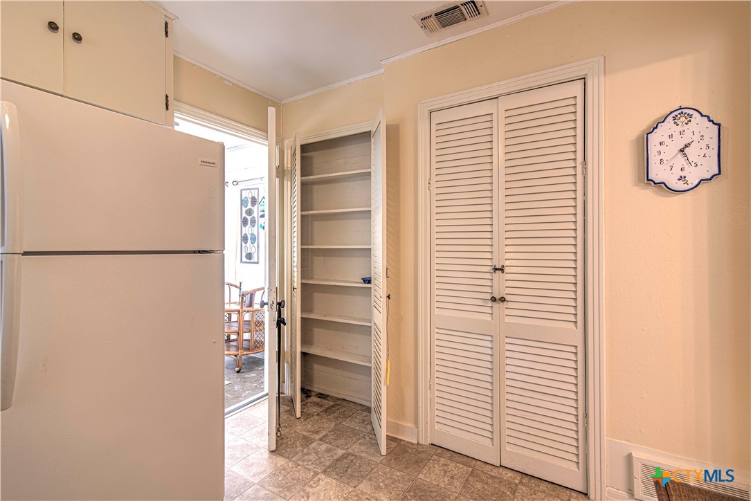 907 South 39th Street Temple, TX 76504 - Photo 17 of 31