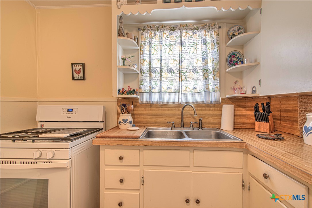 907 South 39th Street Temple, TX 76504 - Photo 18 of 31