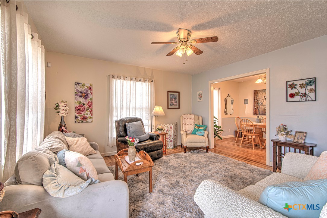 907 South 39th Street Temple, TX 76504 - Photo 8 of 31