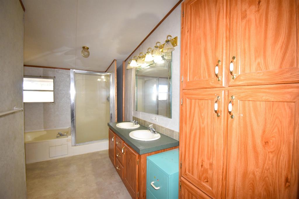 1358 Farm To Market Road 2315 Rochelle, TX 76872 - Photo 11 of 40