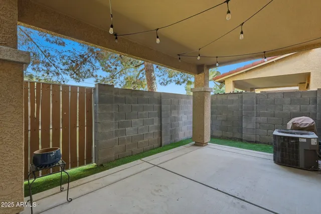 $2,300 | 525 North Miller Road, Unit 163, Scottsdale, AZ 85257